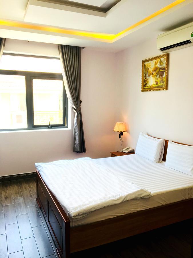 Queen Victoria 2* TP. Hồ Chí Minh